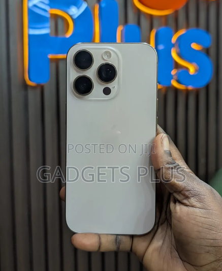 Apple iPhone 16 Pro 128 GB Gold